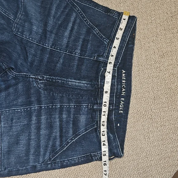 American Eagle Outfitters Relaxed Dark Blue Jeans (0048) - Picture 11 of 11